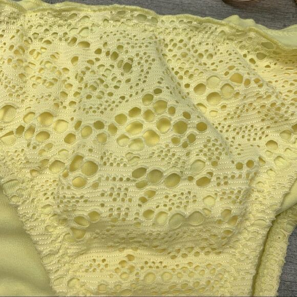 Mossimo Yellow Crochet Cheeky Bikini Bottoms NWT – Size XL - Picture 8 of 9